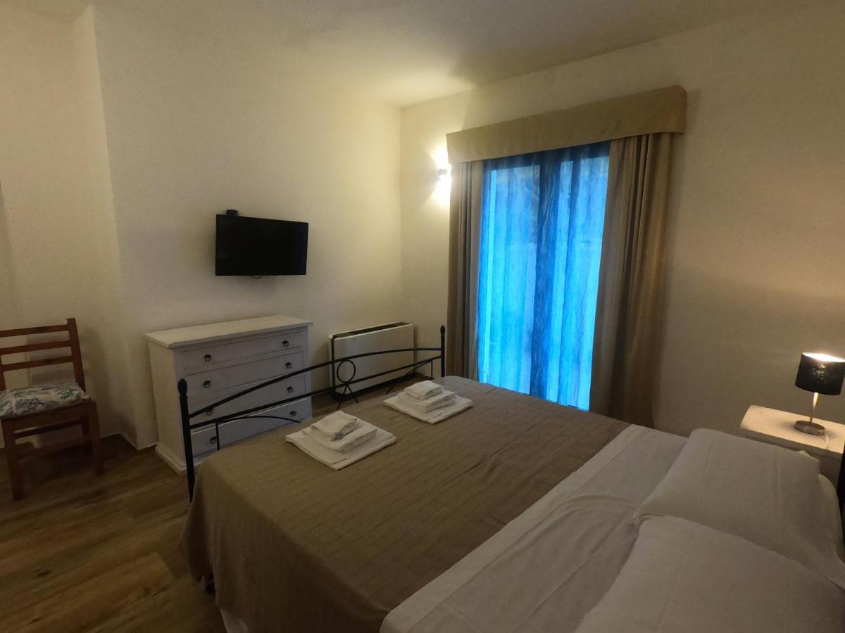 Villa La Conchiglia Rooms Cala Liberotto Eksteriør billede